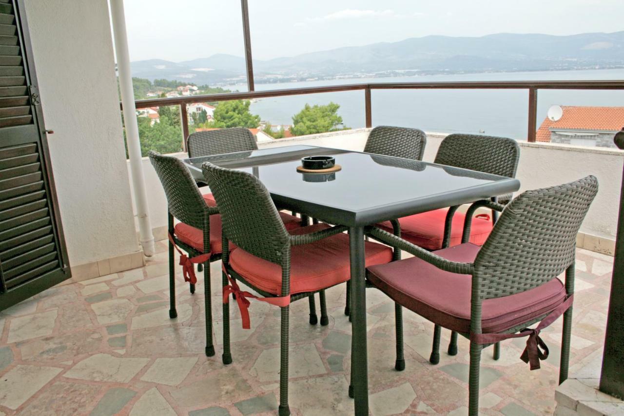 Apartments Villa Zvonimir Slatine Eksteriør billede